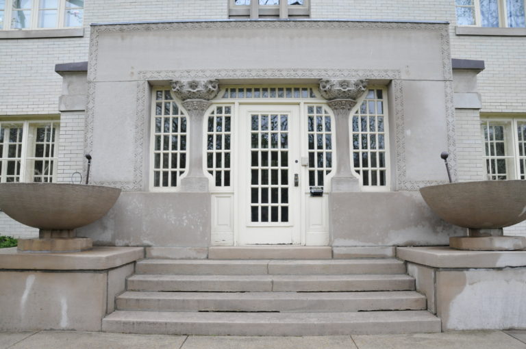 750 West Hutchinson Street, Chicago IL 2
